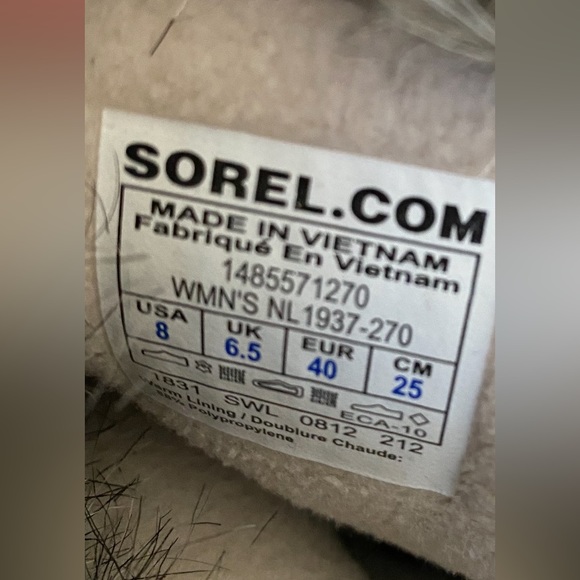 Sorel boots - Picture 11 of 11